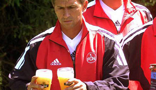 Nach 5 Jahren als Co-Trainer bei Bayern und einem Intermezzo beim Grazer AK übernahm Augenthaler 2000 den 1. FC Nürnberg