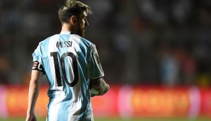 ...aber dabei blieb es nicht lange: Am 12. August 2016 kehrte er zurück und mit seinem 56. Länderspieltreffer am 1. September in der WM-Quali gegen Uruguay wurde Messi zum Rekordschützen der argentinischen Nationalmannschaft