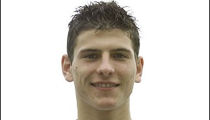 Gestatten: Mario Gomez, U-17-Nationalspieler des VfB Stuttgart - noch am Anfang seiner großen Torjäger-Karriere