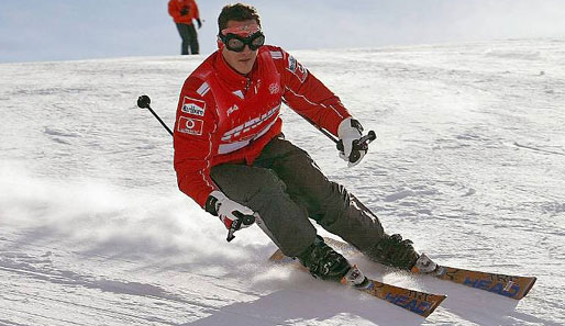 Neben der Formel 1 frönt Schumacher immer wieder seinen anderen Hobbies. Darunter Skifahren