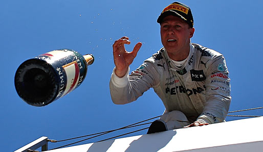 2012 gelingt Schumacher nach viel Pech zum Saisonstart endlich der Durchbruch. Der Quali-Bestzeit in Monaco folgt das erste Mercedes-Podium in Valencia