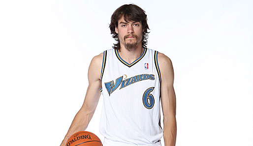 Adams vorerst letzter Anlauf in der NBA: Zu Beginn der 2010-11 Saison unterschrieb er bei den Washington Wizards, wurde aber vor dem Saisonstart entlassen