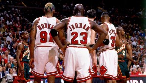 PLATZ 1: Chicago Bulls. Saison 1995-96, Bilanz: 72-10 - Meister: Chicago Bulls gegen Seattle Super Sonics (4-2)