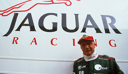 In den Jahren 2001 und 2002 war er Rennleiter und Teamchef bei Jaguar