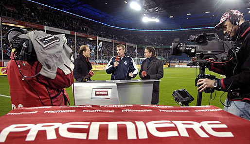Nach dem Ende seiner Profikarriere arbeitete Közle kurze Zeit als Fernsehexperte für die 2. Bundesliga