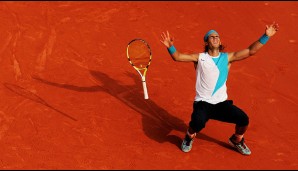 2007 - Nadals Titel Nummer drei bringt den Beteiligten einige Deja-Vus, aber der 21-Jährige hat sich augenscheinlich noch immer nicht an Siege in Paris gewöhnt
