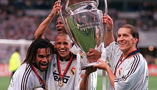 Insgesamt gewann Roberto Carlos mit Real Madrid dreimal die Champions League: 1998, 2000 und 2002