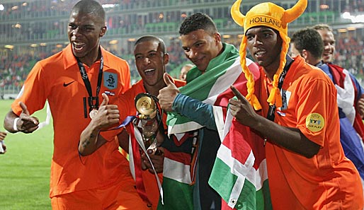 Mit der niederländischen U 21 holte Babel (r.) im Sommer 2007 den Europameister-Titel