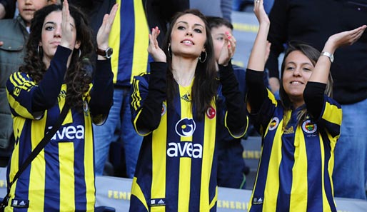 Fenerbahce - Kayserispor: Tolle Stimmung im ausverkauften Sükrü-Saracoglu-Stadion