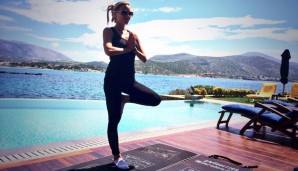 Die Frau des aktuell besten Tennisspielers des Planeten legt die Grundlage für die innere Ausgeglichenheit unter anderem beim Yoga