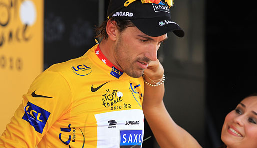 Für Fabian Cancellara war es heute trotz Hitze ein Leichtes, das Gelbe Trikot zu verteidigen - er schlüpfte erneut ins begehrte Maillot Jaune