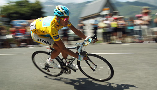 Im Gesamtklassement gab es unter den Top Ten keine Veränderungen. Alberto Contador bleibt im Gelben Trikot