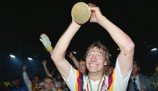 Guido Buchwald bestritt alle Spiele bei der WM 1990 und erhielt nach dem Titelgewinn den Spitznamen "Diego". Heute ist er im Präsidium der Stuttgarter Kickers tätig