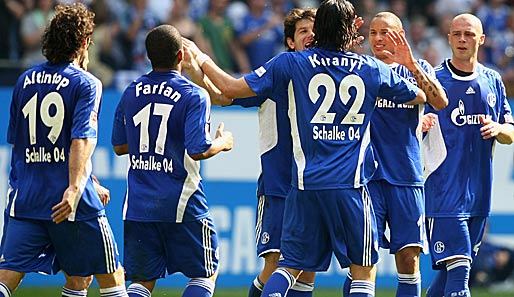 Schalke 04 ist der zweite deutsche Klub im Ranking. Die Königsblauen sind laut "Forbes" 388 Millionen Euro wert