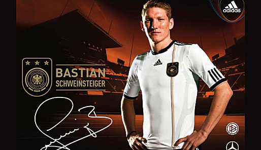 NUMMER 7: Bastian Schweinsteiger, 25 Jahre, Bayern München, 73 Länderspiele, 19 Tore (Stand: 1. Juni 2010)