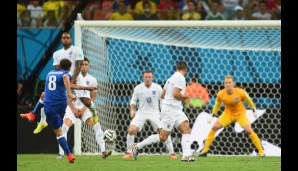 England - Italien 1:2: Erste Chance, erstes Tor - Italien ging durch diesen satten Schuss von Claudio Marchisio in Führung