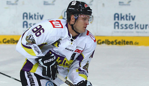 Daniel Pietta ist mit 22 Scorerpunkten der Topscorer der Krefeld Pinguine