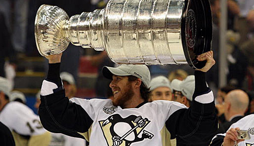 Kölns Chris Minard holte 2009 mit den Pittsburgh Penguins den Stanley Cup