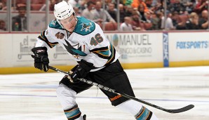T.J. Trevelyan spielte 2010 für die San Jose Sharks in der NHL