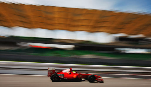 Ferrari meldete sich in Malaysia im Kampf um die Spitze zurück