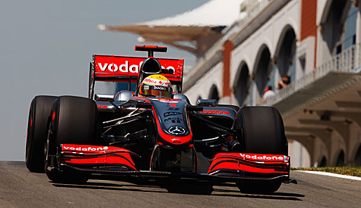 Weltmeister Lewis Hamilton und McLaren-Mercedes sind 2009 nicht Konkurrenzfähig