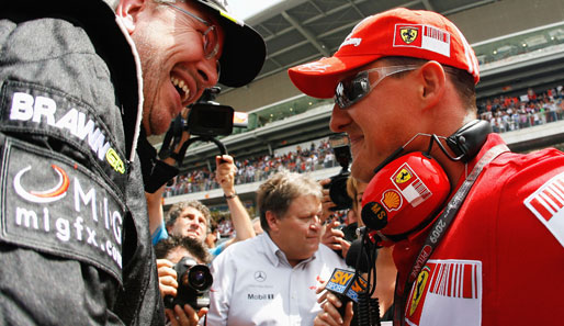 Alte Freunde: Michael Schumacher im Gespräch mit Ross Brawn