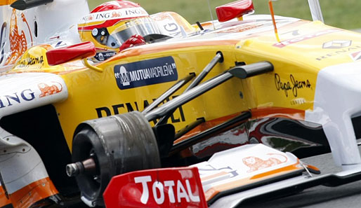 Rad ab: Fernando Alonso verlor beim Großen Preis von Ungarn den rechten Vorderreifen