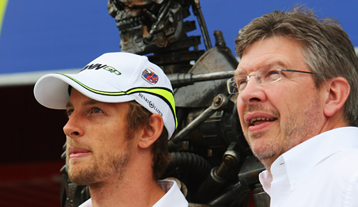 Stehen Jenson Button (l.) und Ross Brawn vor einer gemeinsamen Zukunft? Noch ist alles offen