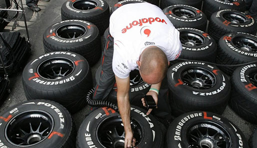 Nach dem Rückzug von Bridgestone sucht die Formel 1 nach einem neuen Reifenlieferanten