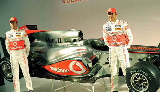 Jenson Button und Lewis Hamilton mit dem neuen McLaren