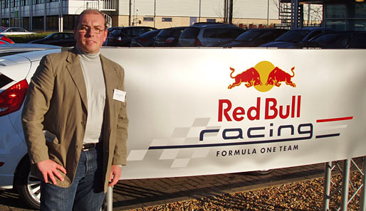 SPOX-Redakteur Alexander Mey zu Besuch im Red-Bull-Werk