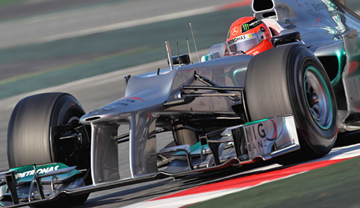 Michael Schumacher fuhr im neuen Mercedes die neuntschnellste Zeit in Barcelona