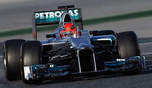 Michael Schumacher drehte auf dem Circuit de Catalunya die ersten öffentlichen Testrunden
