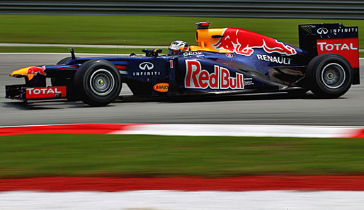 Sebastian Vettel hat sich in Sepang auf der silbern markierten harten Reifenmischung qualifiziert