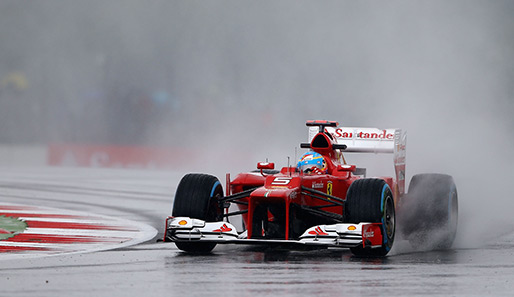 Ferrari-Pilot Fernando Alonso sicherte sich im Regen-Chaos von Silverstone die Pole