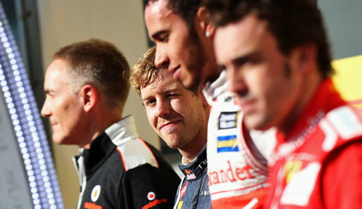 Sebastian Vettel (2.v.l.) muss sich bis zur Titelverteidigung noch bis zum Brasilien-GP gedulden