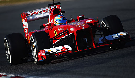 Fernando Alonso pilotierte den Ferrari in Abwesenheit von Rivale Sebastian Vettel auf Rang eins