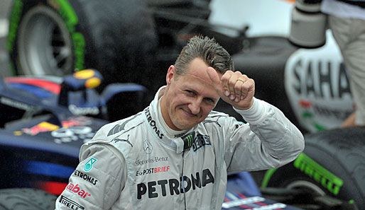 Michael Schumacher will einen signierten Rennanzug für die Flutopfer versteigern