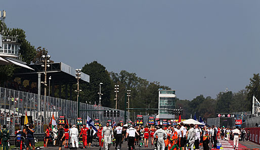 Bernie Ecclestone hat die Qualität der Strecke und die Organisation in Monza bemängelt