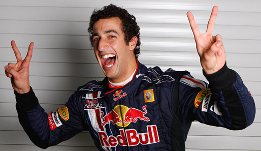 Daniel Ricciardo hat sich gegen Kimi Räikkönen durchgesetzt und startet 2014 für Red Bull