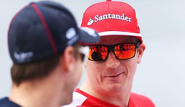 Mit Sebastian Vettel (l.) will sich Kimi Räikkönen zukünftig auch wieder auf der Strecke duellieren