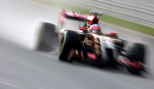 Romain Grosjean fuhr in Shanghai schnell auf die nasse Strecke und wurde so Dritter