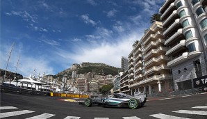 Lewis Hamilton dominierte beide Trainingseinheiten in Monaco