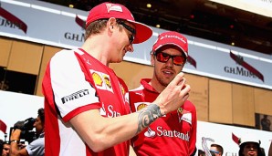Sebastian Vettel (r.) und Kimi Räikkönen verstehen sich gut
