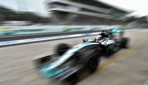 Lewis Hamilton hat im Abschlusstraining vor dem Qualifying in Interlagos die Spitze übernommen