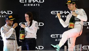 Ein gewohntes Bild: Beide Mercedes-Piloten feiern auf dem Podium