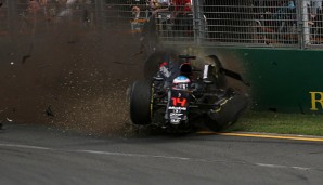 Fernando Alonso muss immer noch mit den Nachwirkungen seines Crashs in Australien kämpfen