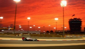 Die Strecke in Bahrain im Sonnenuntergang