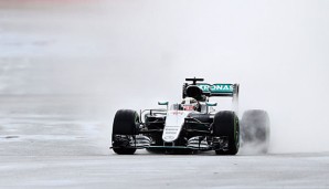 Lewis Hamilton hatte zu Beginn mit dem Regen zu kämpfen