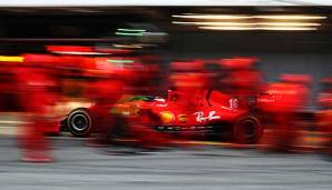 Den Rennstall Ferrari trifft die Corona-Krise härter als die Konkurrenz von Mercedes und Red Bull.